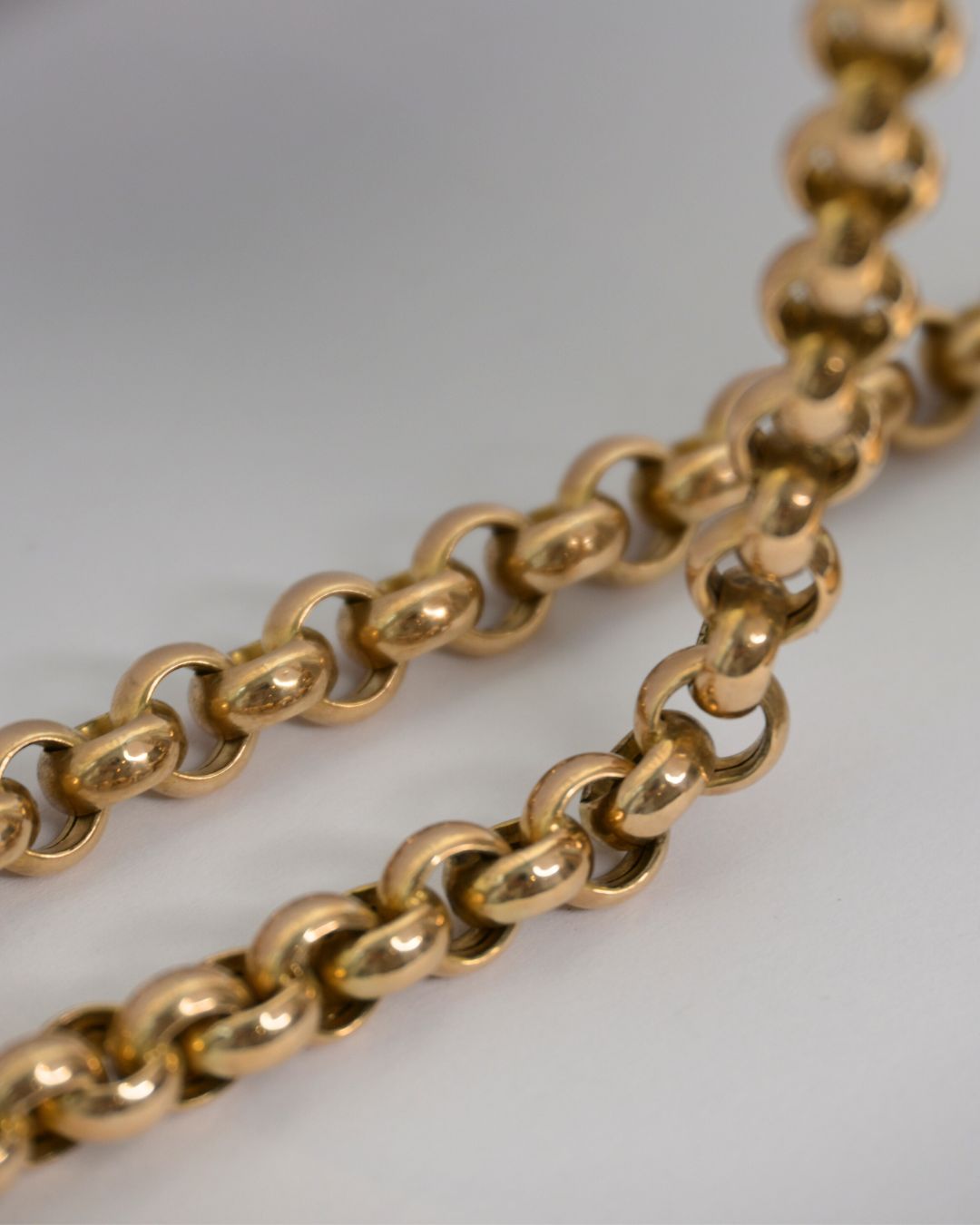 Axelle Delhaye - Grande Chaîne en Or