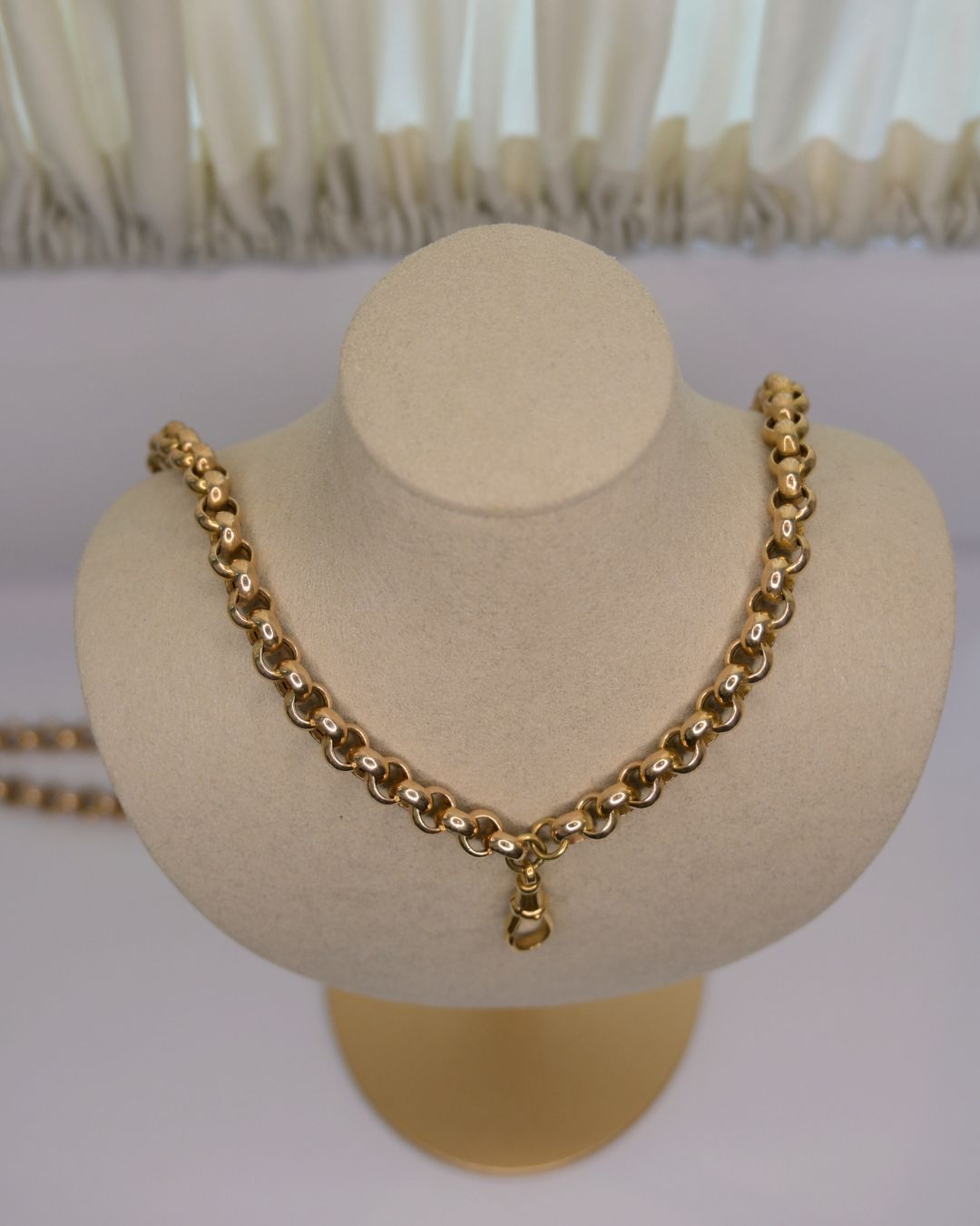 Axelle Delhaye - Grande Chaîne en Or