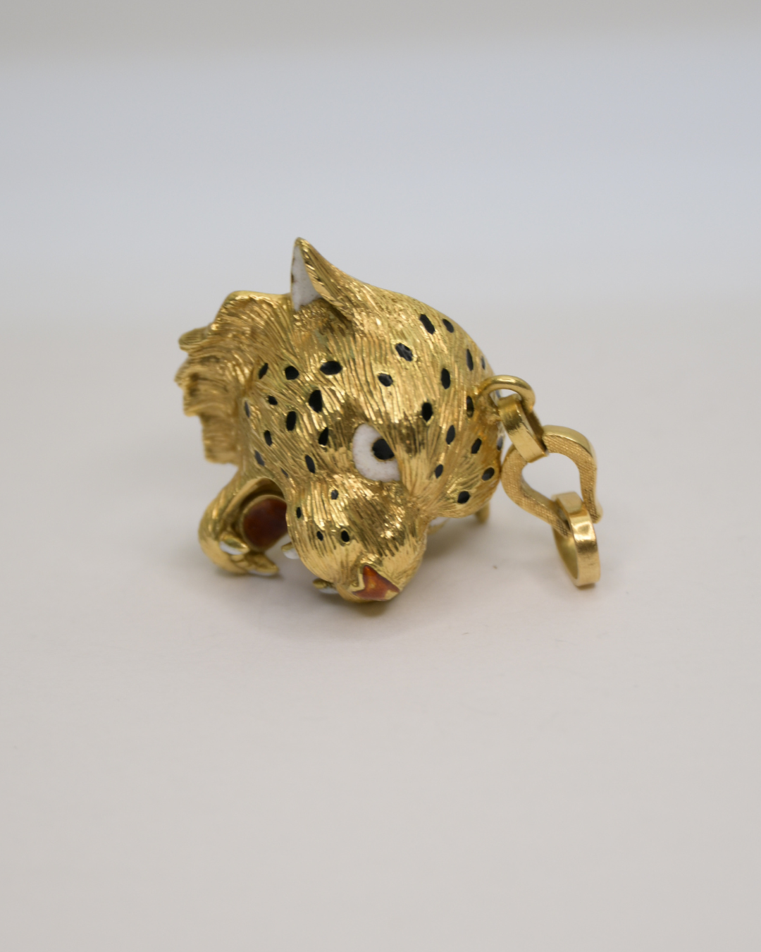 Axelle Delhaye - Pendentif Tigre
