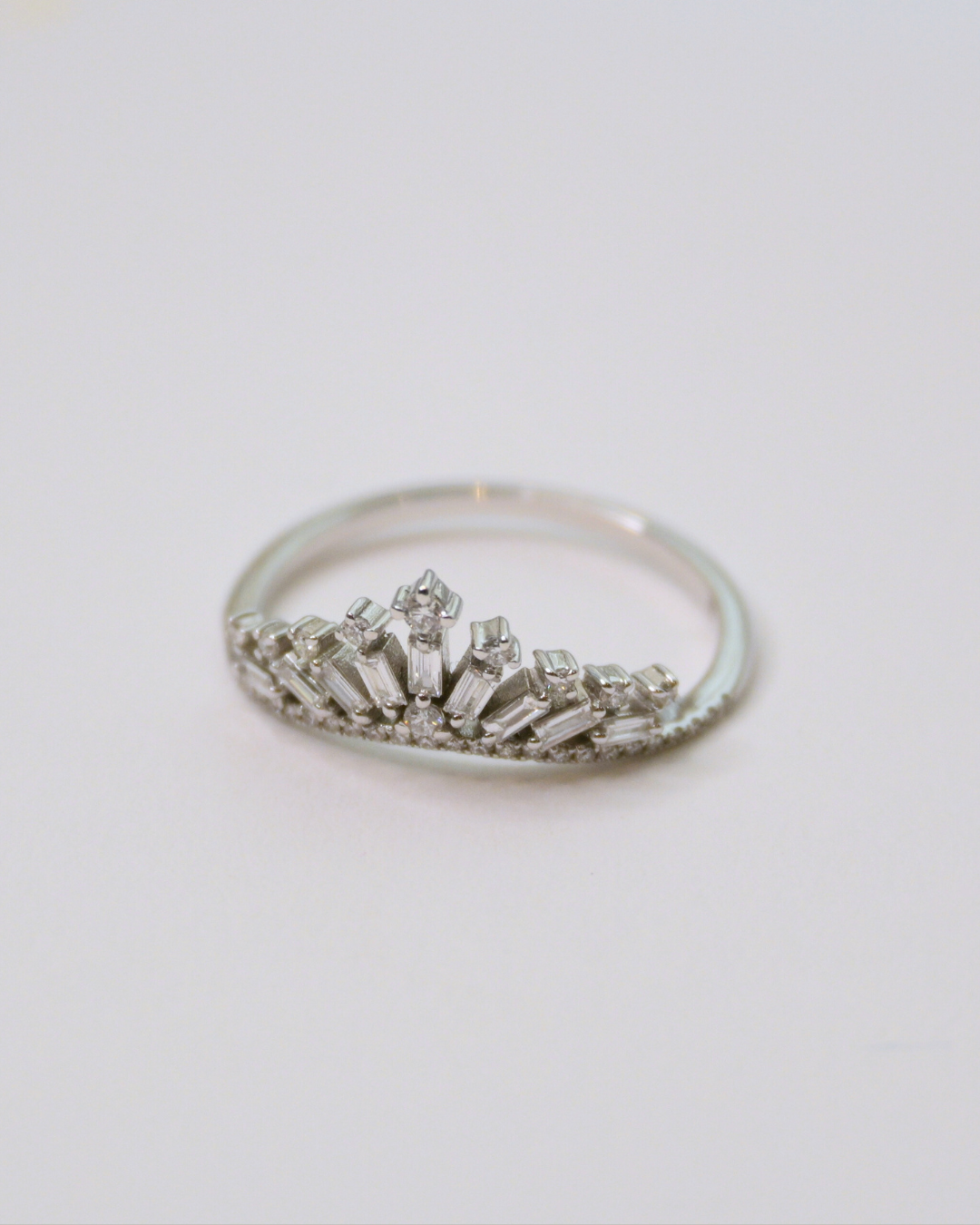 Axelle Delhaye - Bague Couronne Or blanc