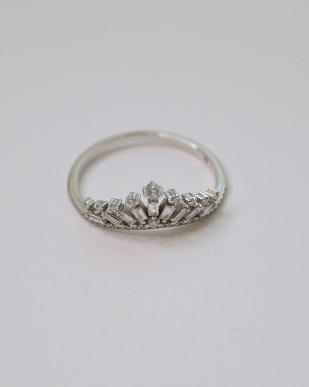 Axelle Delhaye - Bague Couronne Or blanc