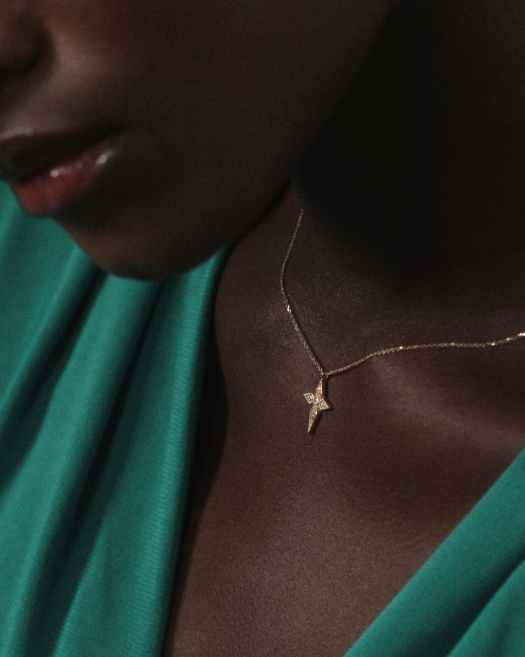 Angèle Brousse - Saintes Single Cross Necklace in Gold and Diamonds