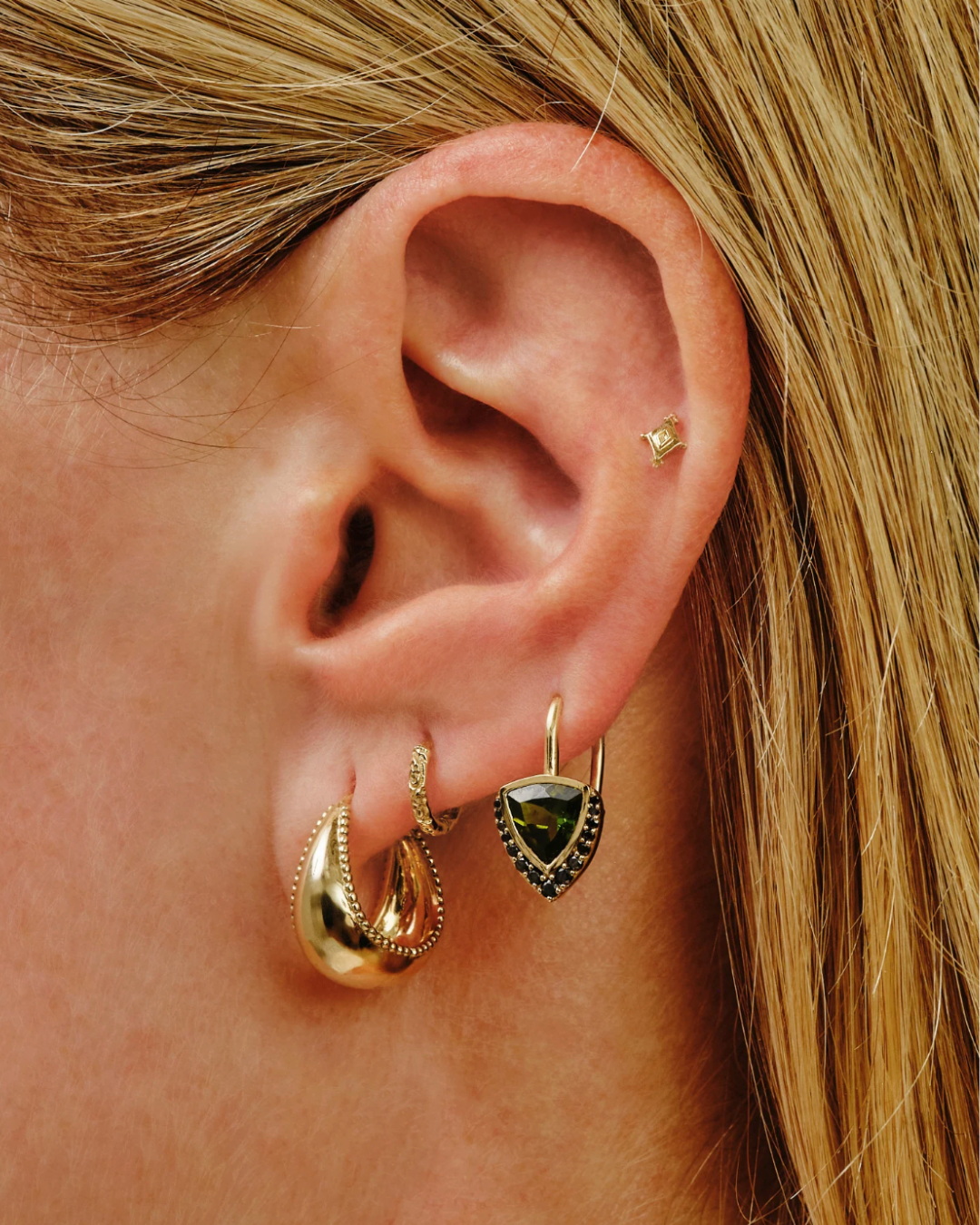 Métier - AZ Gemstone Trillion Drop Earring Green tourmaline & pave black diamonds