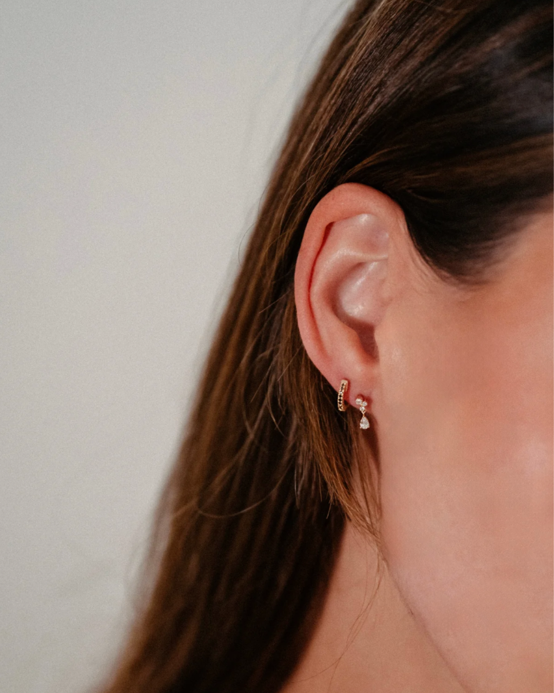 The Wild Jwls - Piercing Alex