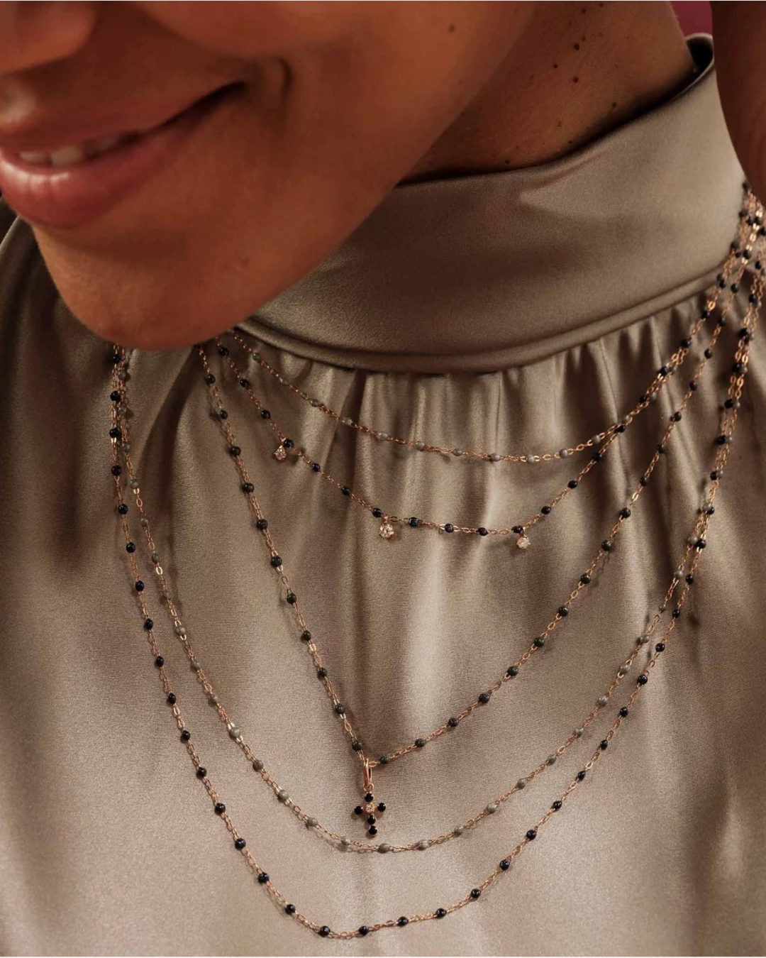 Gigi Clozeau- Collier nuit Gigi Suprême, or rose, 3 diamants, 45 cm