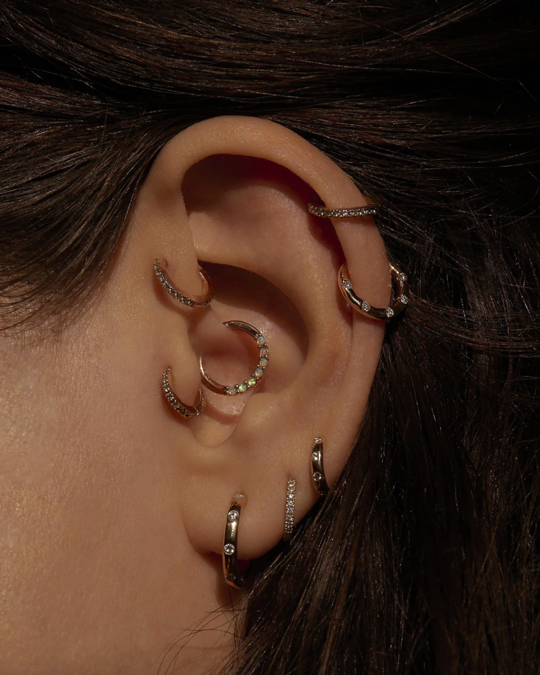 Pamela Love - 6mm Dot Huggie White Gold