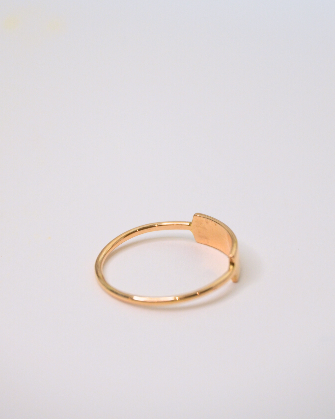 Axelle Delhaye - Bague initiales M.B