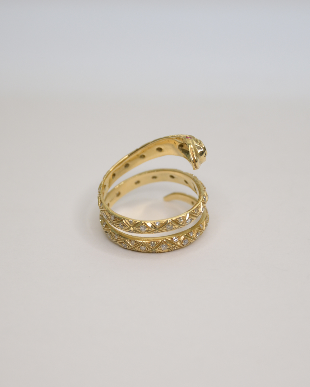Axelle Delhaye - Bague Serpent diamants