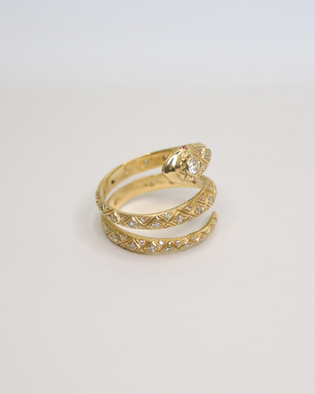 Axelle Delhaye - Bague Serpent diamants