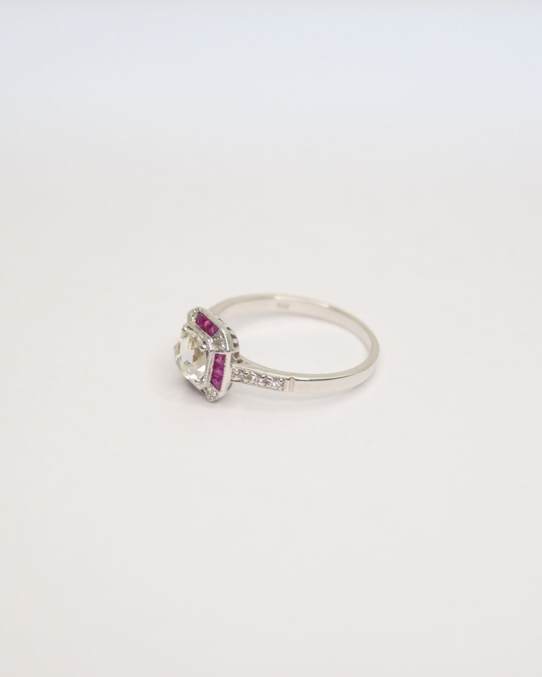 Axelle Delhaye - Bague Art Déco 14K