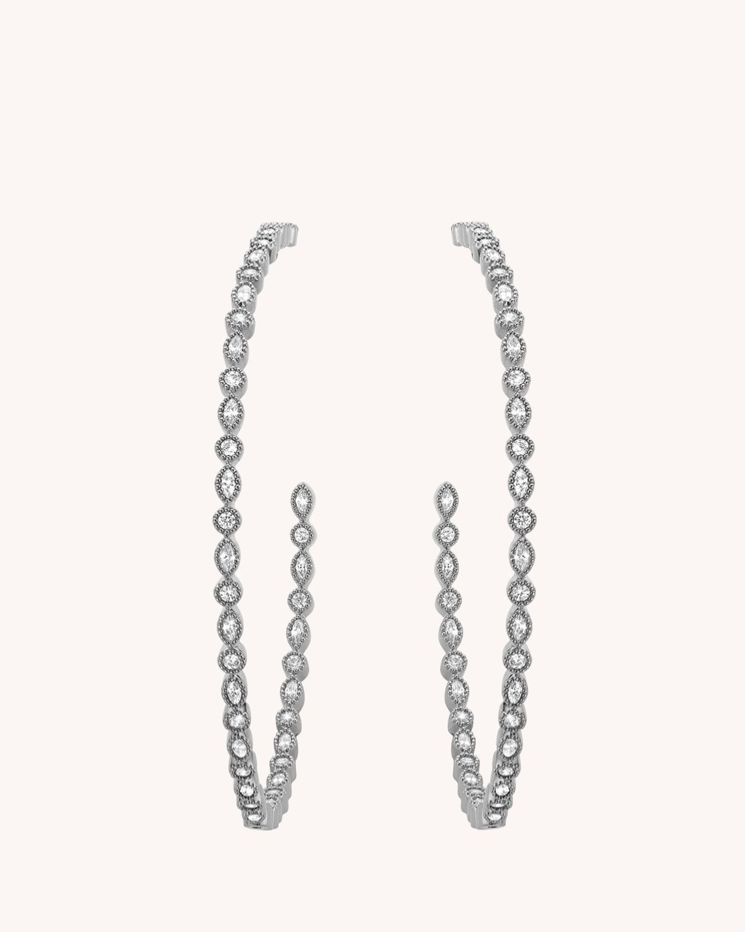 Mya Bay- Boucle d'Oreille Great Infinity